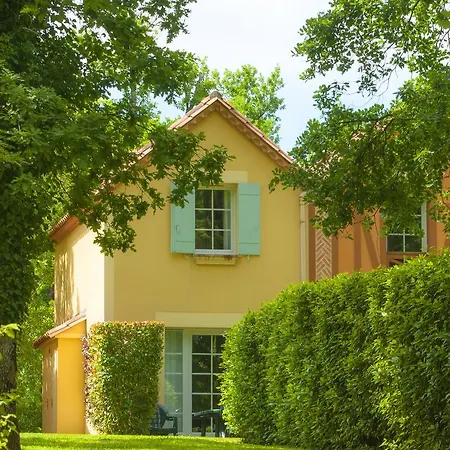 Pierre & La Du Monflanquin