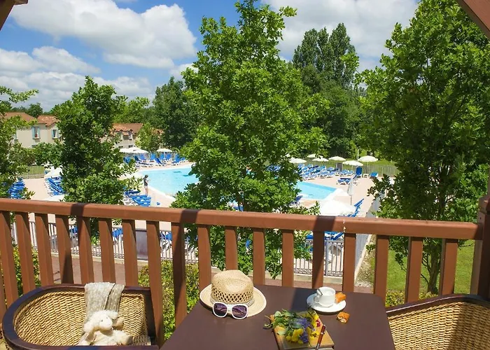 Pierre & La Du Monflanquin